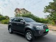 Toyota Fortuner 2010 - Tôi cần bán Toyota Fortuner 2010, tự động, máy xăng, màu xám chì