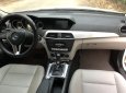 Mercedes-Benz C200 2012 - Nhà cần bán Mercedes C200 2012, số tự động, màu trắng