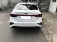 Kia Cerato 2019 - Cần bán Kia Cerato 2019 AT full 2.0 màu trắng