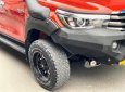 Toyota Hilux 2018 - Gia đình cần bán Hilux 2018, số tự động, máy dầu, màu đỏ độc quyền