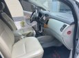 Toyota Innova 2012 - Bán Toyota Innova 2012 số sàn màu bạc chính chủ