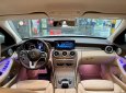 Mercedes-Benz C200 2020 - Nhà tôi cần bán xe C200 2020 Exclusive số tự động, bản full option, màu trắng