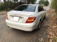 Mercedes-Benz C200 2012 - Nhà cần bán Mercedes C200 2012, số tự động, màu trắng