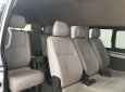 Toyota Hiace 2018 - Nhà cần bán Toyota Hiace 2018, số sàn, 16 chỗ, máy xăng, nhập Nhật, màu bạc