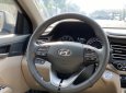 Hyundai Elantra 2020 - Tôi cần bán Hyundai Elantra 2020, bản full 2.0, số tự động, màu trắng sữa