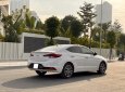 Hyundai Elantra 2020 - Tôi cần bán Hyundai Elantra 2020, bản full 2.0, số tự động, màu trắng sữa