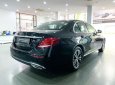 Mercedes-Benz E class E180 2020 - Xe Mercedes E180 đời 2020, màu đen