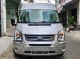 Ford Transit 2015 - Cần bán xe Ford Transit Luxury 2015, số sàn, máy dầu, bản full, màu bạc