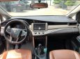Toyota Innova 2.0E 2018 - Bán Toyota Innova 2.0E đời 2018, màu nâu
