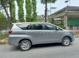 Toyota Innova E 2017 - Bán Toyota Innova E 2017, màu bạc, 505tr