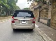 Toyota Innova 2.0E 2016 - Gia đình tôi cần bán chiếc xe Toyota Innova 2.0E, nâu vàng sản xuất năm 2016 chính chủ