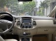 Toyota Innova 2.0E 2017 - Cần bán Toyota Innova 2.0E sản xuất 2017, màu bạc, chính chủ