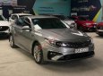 Kia Optima   2.0AT Luxury  2019 - Bán xe Kia Optima 2.0AT Luxury sản xuất 2019, màu xám còn mới