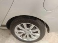 Kia Carens   LX 1.6 MT  2011 - Cần bán gấp Kia Carens LX 1.6 MT đời 2011, màu bạc