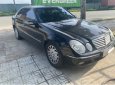 Mercedes-Benz E240 2004 - Bán ô tô Mercedes E240, đời 2004, màu đen, giá tốt