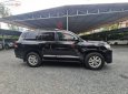 Toyota Land Cruiser 2019 - Xe Toyota Land Cruiser sản xuất 2019, màu đen, xe nhập