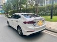 Hyundai Elantra MT  2017 - Bán xe Hyundai Elantra MT năm sản xuất 2017, màu trắng số sàn giá cạnh tranh