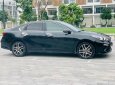 Kia Cerato   1.6 AT Luxury  2019 - Cần bán lại xe Kia Cerato 1.6 AT Luxury đời 2019, màu đen