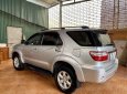 Toyota Fortuner 2011 - Bán Toyota Fortuner năm 2011, màu bạc số tự động