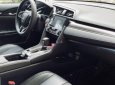 Honda Civic 2019 - Cần bán lại xe Honda Civic sản xuất năm 2019, màu trắng 