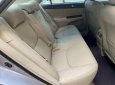 Toyota Camry 2004 - Bán Toyota Camry sản xuất 2004, màu bạc số tự động