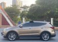 Hyundai Santa Fe 2017 - Bán Hyundai Santa Fe đời 2017 còn mới, giá 799tr