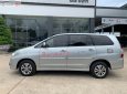 Toyota Innova   2.0E  2015 - Cần bán gấp Toyota Innova 2.0E đời 2015, màu bạc