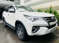 Toyota Fortuner 2019 - Bán xe Toyota Fortuner đời 2019, màu trắng còn mới