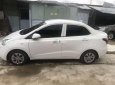 Hyundai Grand i10 2020 - Cần bán gấp Hyundai Grand i10 năm sản xuất 2020, màu trắng