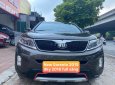 Kia Sorento 2015 - Cần bán Kia Sorento năm sản xuất 2015, màu đen còn mới, giá tốt