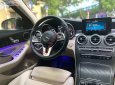 Mercedes-Benz C200 2019 - Bán Mercedes năm sản xuất 2019, màu đen còn mới