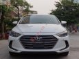 Hyundai Elantra   2017 - Bán Hyundai Elantra sản xuất năm 2017, màu trắng  