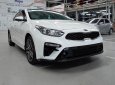 Kia Cerato   1.6 AT Luxury   2019 - Cần bán gấp Kia Cerato 1.6 AT Luxury năm 2019, màu trắng 