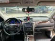 Toyota Camry   2.5Q  2016 - Bán Toyota Camry 2.5Q sản xuất năm 2016, màu vàng  