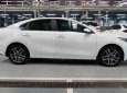 Kia Cerato   1.6 AT Luxury   2019 - Cần bán gấp Kia Cerato 1.6 AT Luxury năm 2019, màu trắng 