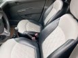 Chevrolet Spark 2017 - Bán Chevrolet Spark đời 2017, màu trắng còn mới