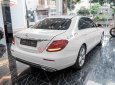 Mercedes-Benz E250 2016 - Cần bán gấp Mercedes E250 năm 2016, màu trắng số tự động