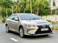 Toyota Camry   2.5Q 2019 - Bán xe Toyota Camry 2.5Q năm 2019, màu vàng, nhập khẩu còn mới giá cạnh tranh