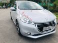 Peugeot 208 2013 - Cần bán gấp Peugeot 208 đời 2013, màu bạc, nhập khẩu nguyên chiếc còn mới