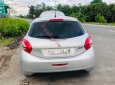 Peugeot 208 2013 - Cần bán gấp Peugeot 208 đời 2013, màu bạc, nhập khẩu nguyên chiếc còn mới