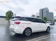 Kia Sedona 2016 - Bán xe Kia Sedona năm 2016, màu trắng, 659 triệu