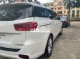 Kia Sedona 2019 - Bán Kia Sedona sản xuất 2019, màu trắng chính chủ, giá tốt