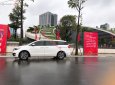 Kia Sedona 2016 - Bán xe Kia Sedona năm 2016, màu trắng, 659 triệu