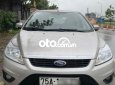 Ford Focus 2010 - Cần bán Ford Focus năm 2010, màu bạc, giá 260tr