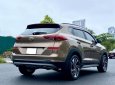 Hyundai Tucson   1.6 Tubor  2020 - Cần bán Hyundai Tucson 1.6 Tubor năm sản xuất 2020, màu nâu còn mới