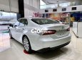 Toyota Camry 2021 - Cần bán Toyota Camry đời 2021, màu trắng, xe nhập