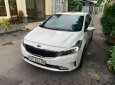 Kia Cerato 1.6 AT 2017 - Cần bán gấp Kia Cerato 1.6 AT đời 2017, màu trắng, giá 475tr