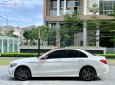 Mercedes-Benz C300    2021 - Xe Mercedes đời 2021, màu trắng còn mới