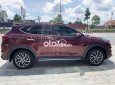 Hyundai Tucson 2019 - Cần bán lại xe Hyundai Tucson đời 2019, màu đỏ xe gia đình