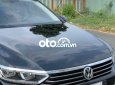 Volkswagen Passat 2016 - Bán Volkswagen Passat năm sản xuất 2016, màu đen, nhập khẩu 